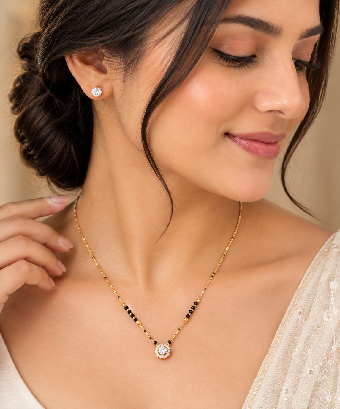 Aavrin Halo Grace Mangalsutra