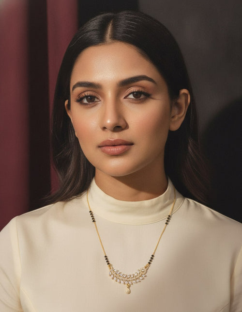 Aavrin Crescent Bloom Mangalsutra