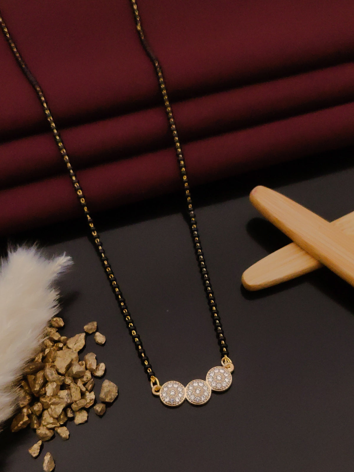 Aavrin Crystal Trio Circle Mangalsutra